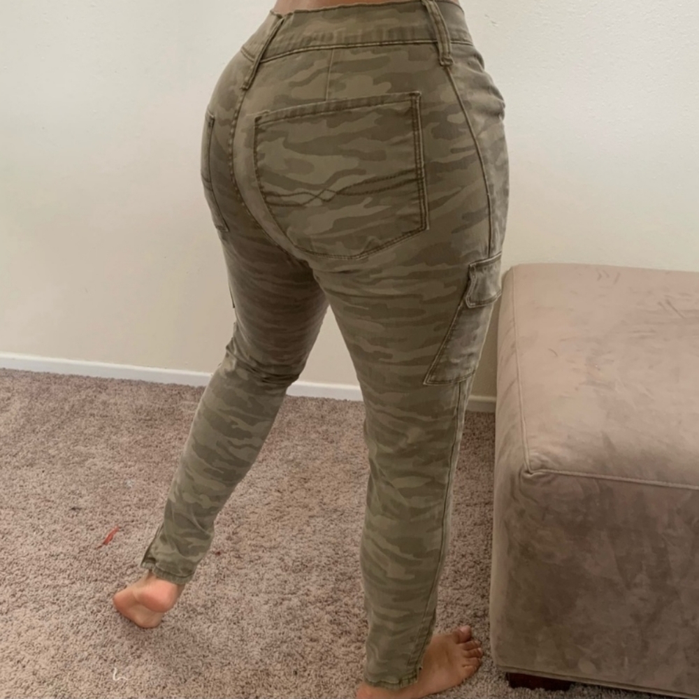 Camo Lucky Brand Jeans 4/27 - Picture 1 of 4
